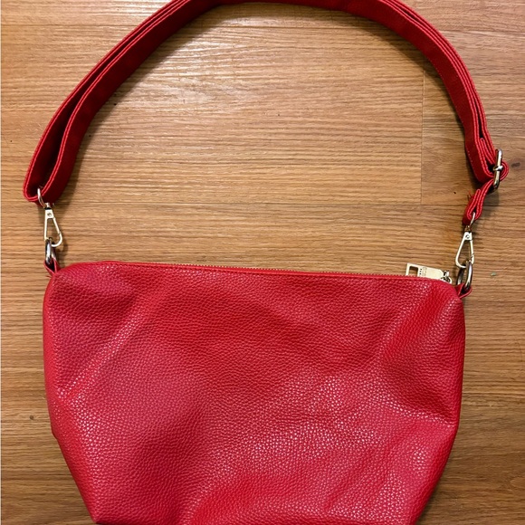 bcbg paris red faux vegan leather red tote bag crossbody purse Sm stain inside - Picture 13 of 16